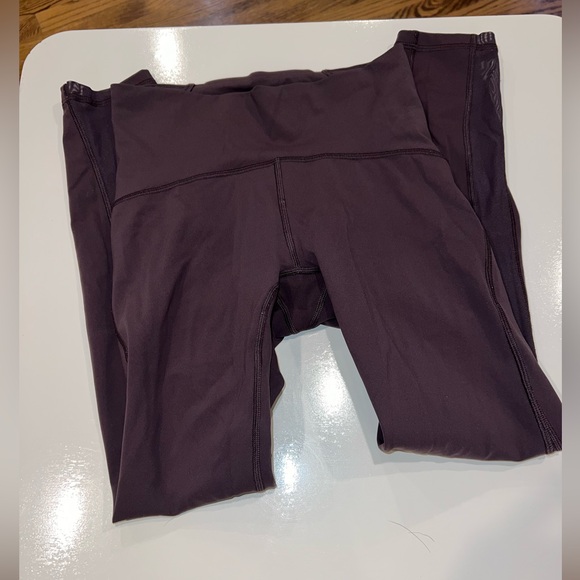 Lululemon size 4 deep purple leggings - Picture 6 of 9